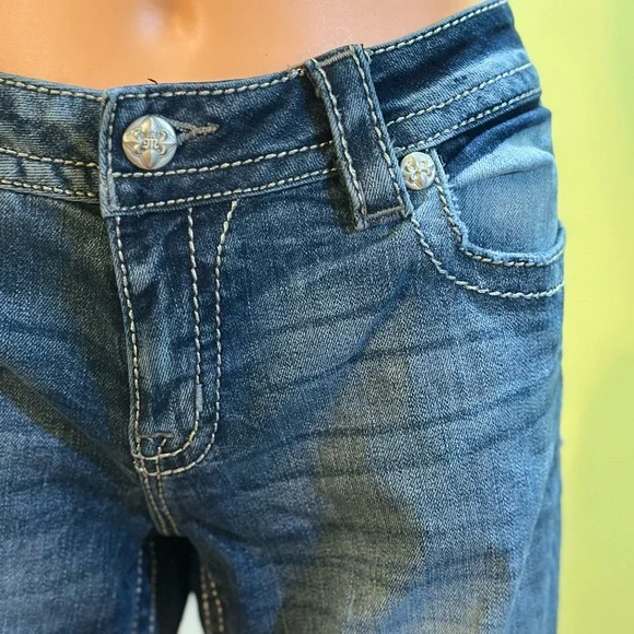 Signature Miss Me Women's Blue Embellished Capri - Picture 7 of 14